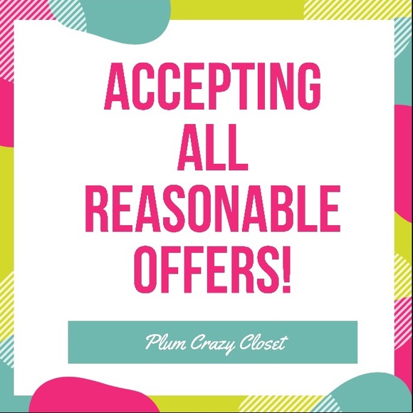 Welcome to Plum Crazy Closet! - Picture 7 of 8